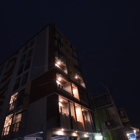 Ud Capital Hotel Udon Thani Extérieur photo